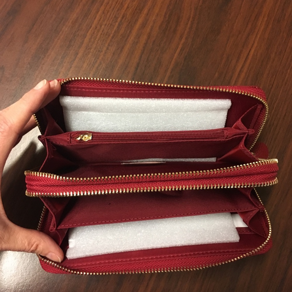 MKF genuine leather wallet wristlet (red). NWT - Picture 4 of 5